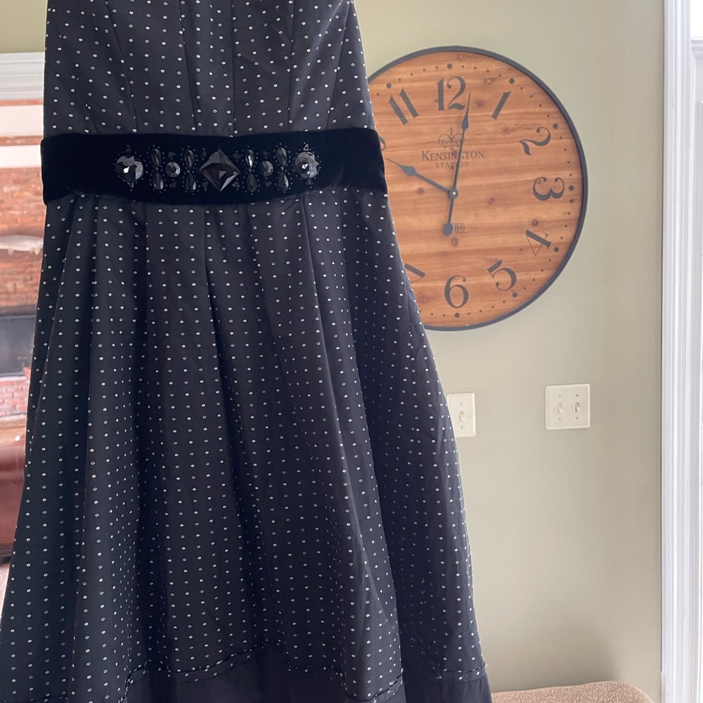 BCBG - Picture 5 of 8